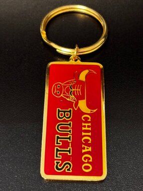 Vintage Chicago Bulls Keychain 1999 NBA – Red & Gold Metal Tag